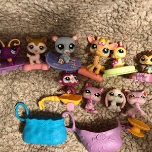 Littlest Pet Shop LPS Lot of 10 Figures G2 + Accessories Cats Dog Giraffe Monkey